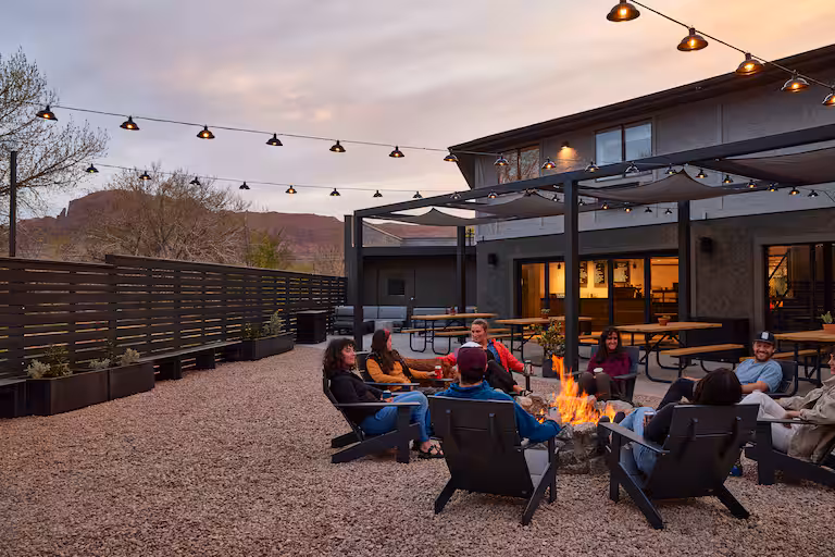 cnyma-firepit-lifestyle